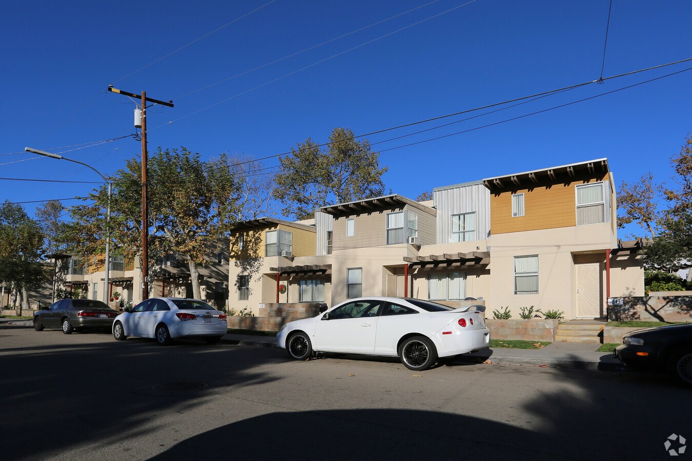 Orange Place Apartments - Orange Place Apartments