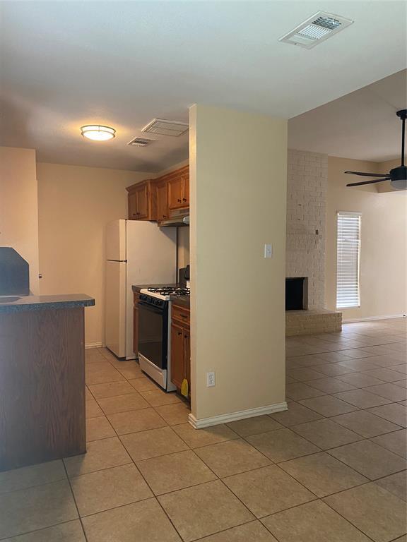 Photo - 15158 Grassington Dr