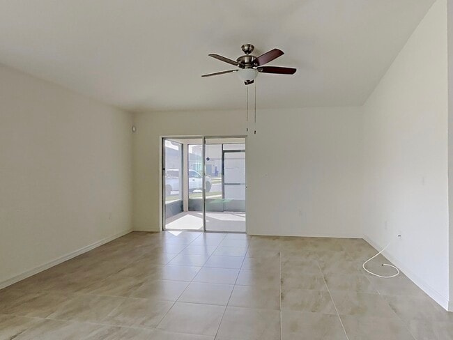 Photo - 4600 Glencrest Loop