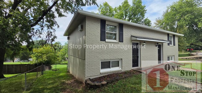 Photo - 5020 NW High Dr Terrace