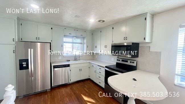 Photo - 6045 S Jamaica St