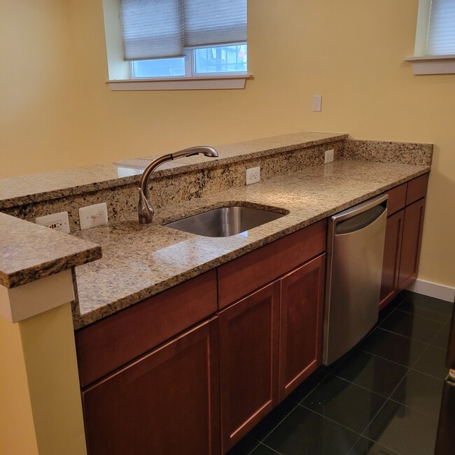 Photo - 2656 15th St NW Unidad C3