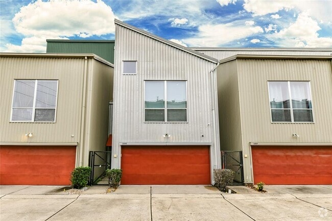 Building Photo - 3205 Yellowstone Park Dr Rental