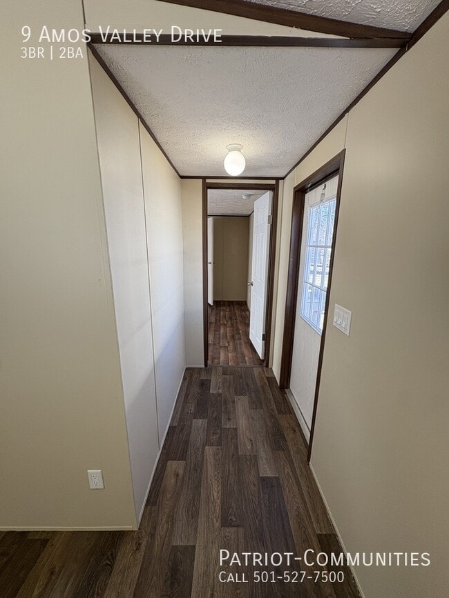 Photo - 9 Amos Valley Dr