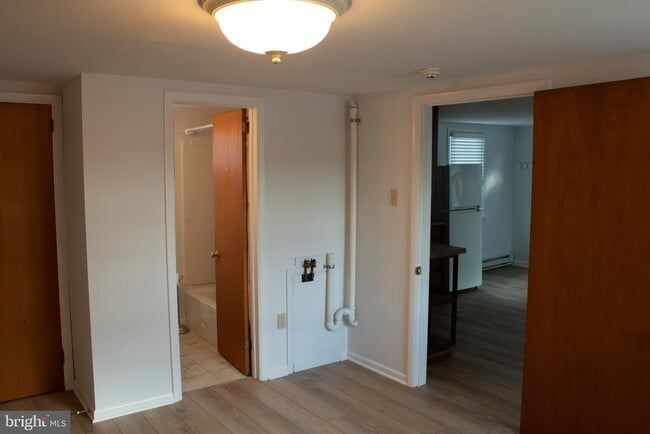 Photo - 450 E Butler Ave Unit APT A