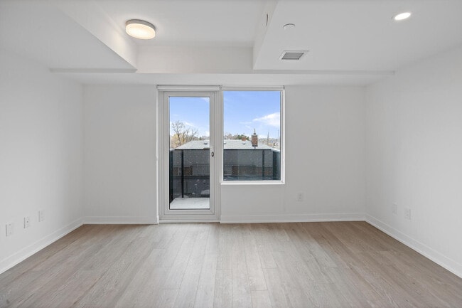 Photo - 480 Wilson Ave Unité 1