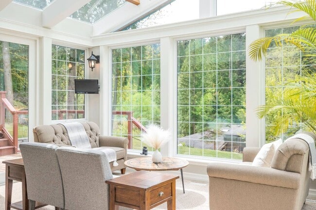 Photo - 26450 Ferguson Av