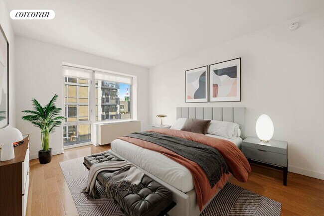 Photo - 41-18 Crescent St