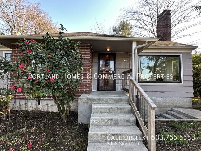 Building Photo - 3908 SE Steele- Rental