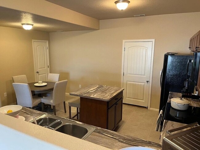 Photo - 7555 Forest Meadows Ave