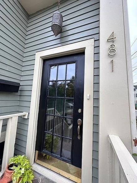 Photo - 481 Pine St