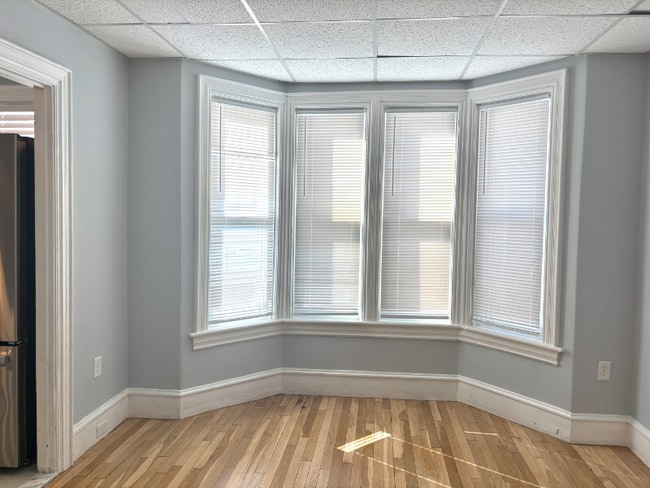 Photo - 132 Division St Unidad 1