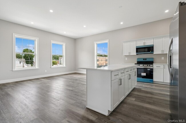 Photo - 153 Greenwich Ave Unit 301