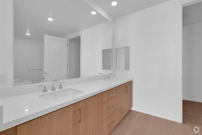 Building Photo - 3614 Rivington Rental