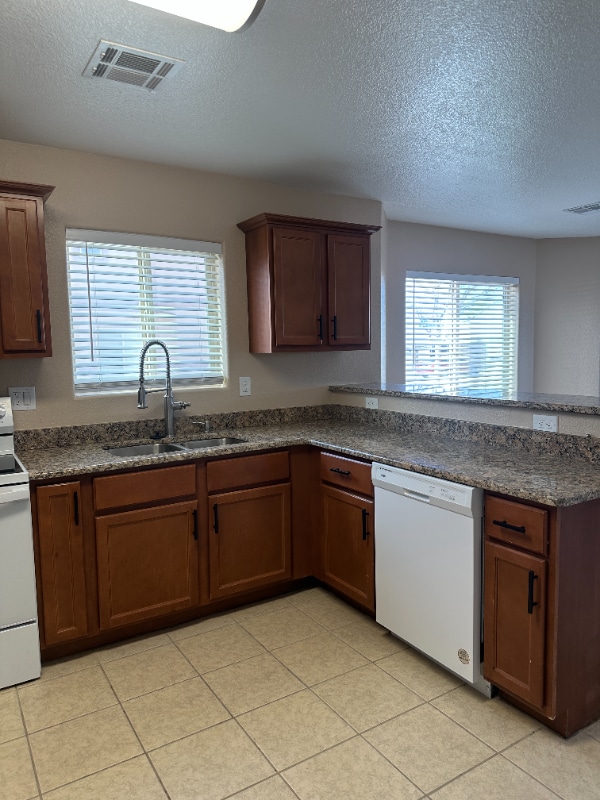Photo - 6345 Reynolds Dr Unit D-15