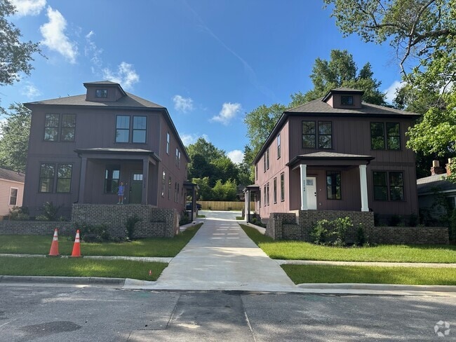 Building Photo - 2516 Richland St Rental