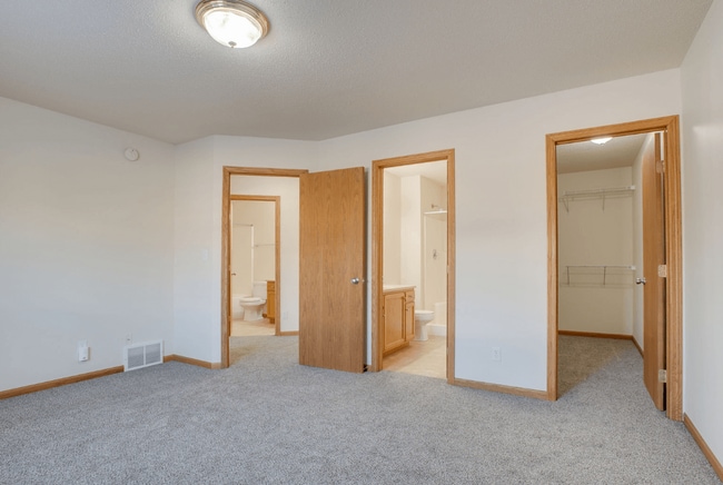 Tustin Townhomes