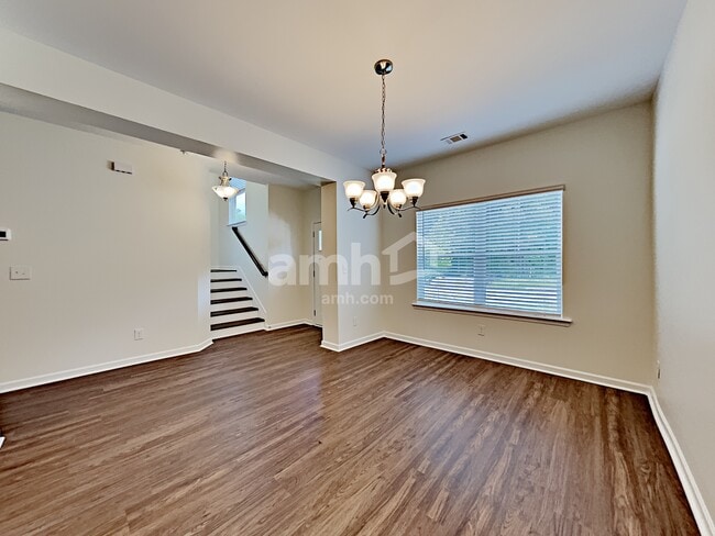 Photo - 43 Ivy Brook Dr