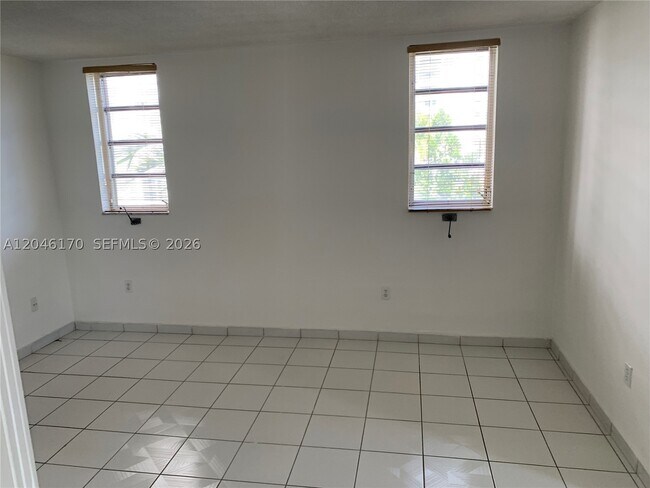 Photo - 2861 Leonard Dr Unit F301
