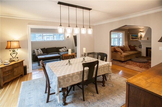 Photo - 299 Beresford Rd
