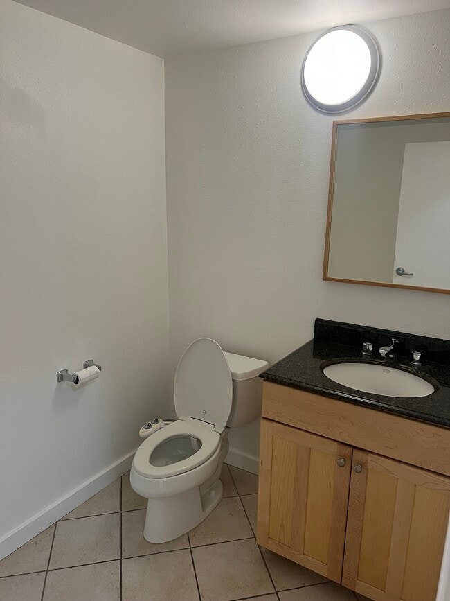 Photo - 425 28th St Unidad 2 bed 1.5 bath condo