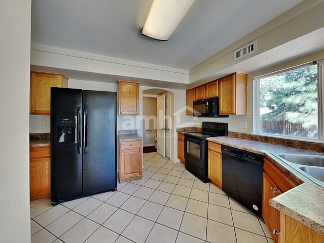 Photo - 4060 Orleans St