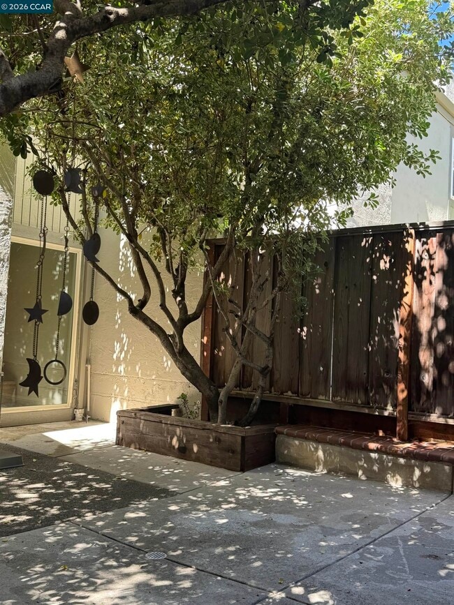 Photo - 13 Oak Brook Pl