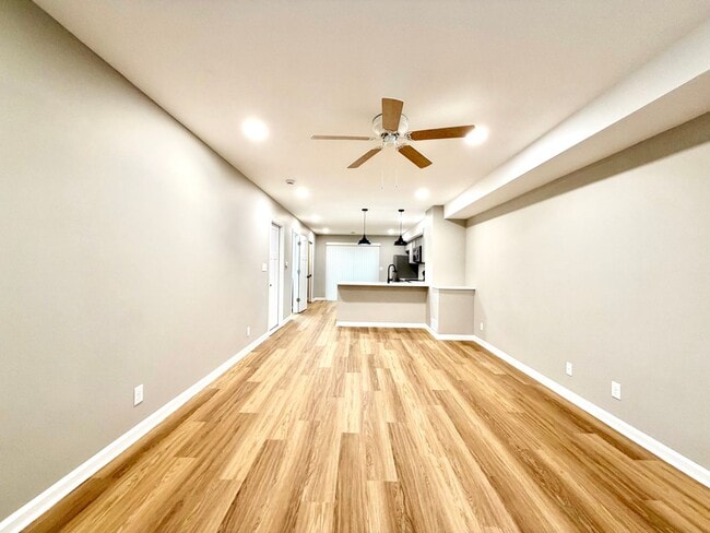 Photo - 511 Glenstone Springs Dr