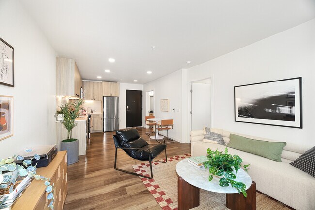 WestBuilding-Unit-W753.5