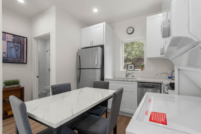 Photo - 1535 S Ogden Dr Unit 1535