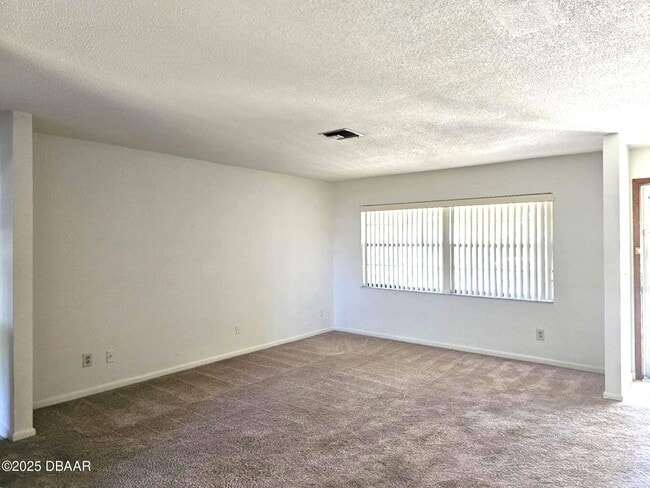 Photo - 1668 E Shangri-La Dr