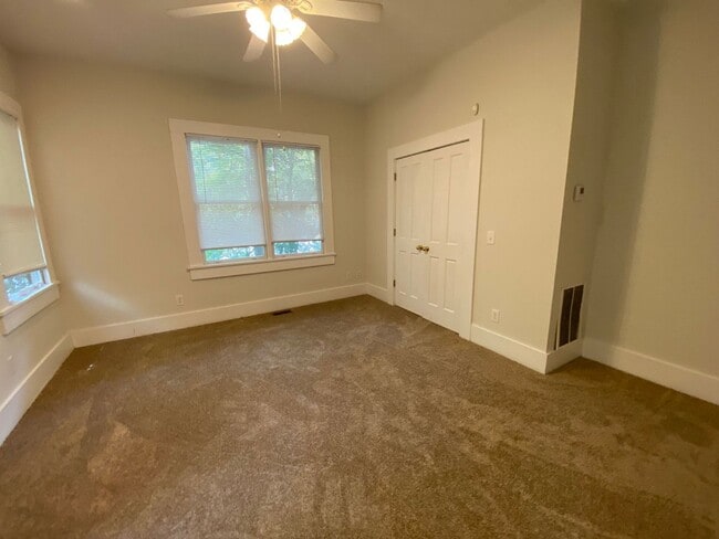 Photo - PRE-LEASING FOR AUGUST 2026!