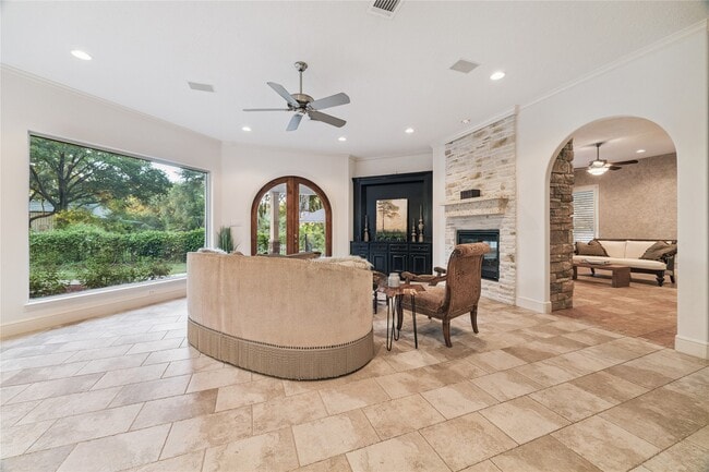 Photo - 16218 Barklea Rd