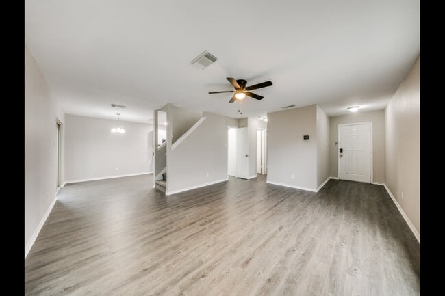 Photo - 6722 Badger Pass Dr