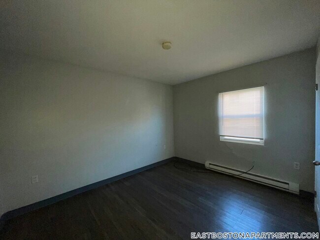 Photo - 300 Meridian St Unit 1