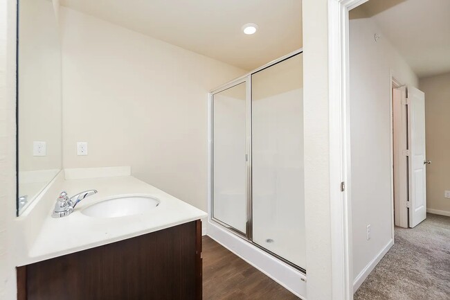 Photo - 509 Highwood Ln