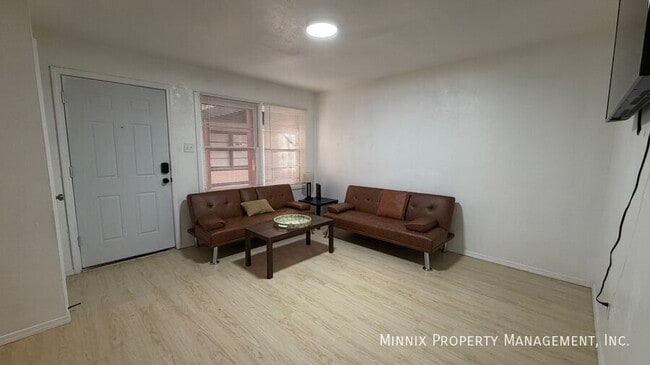Photo - 5005 Avenue W Unit 2