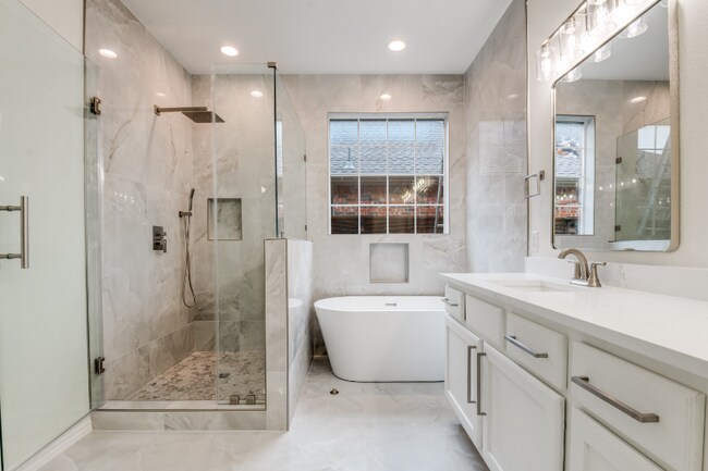 Photo - 7814 Wilmington Dr