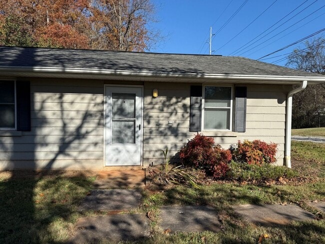 Photo - 5200 John Hall Rd Unit H