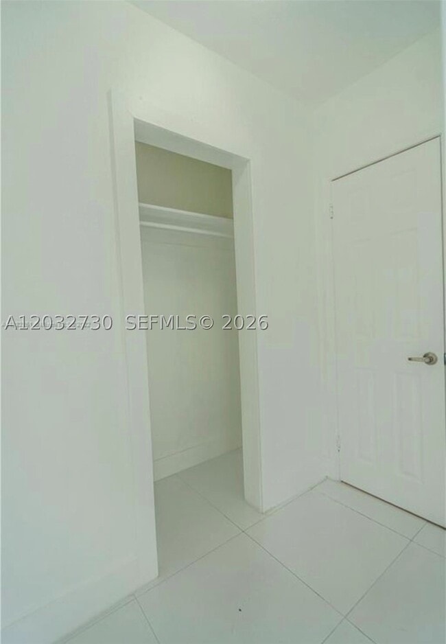 Photo - 7935 Crespi Blvd Unit 3