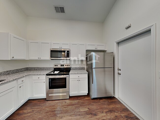 Photo - 11429 Kenley Cir