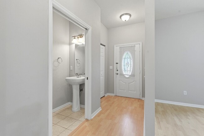 162 SW 145th Dr