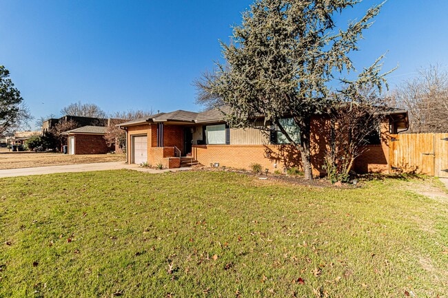 Photo - 2 Bed 2 Bath in OKC!