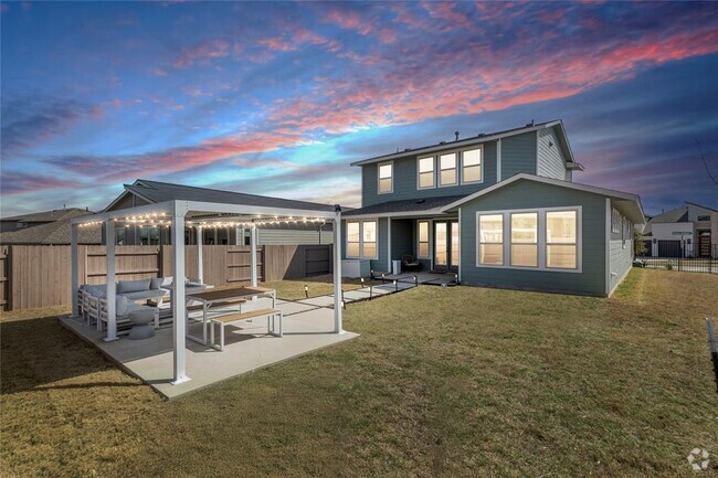 Building Photo - 8100 Donnie Jct Wy Rental