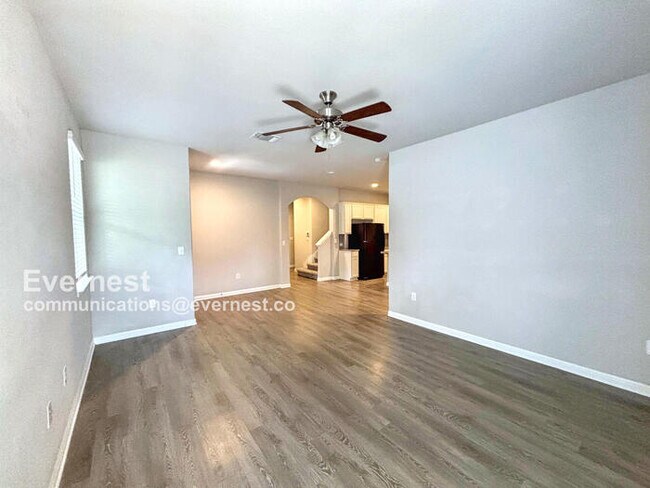 Photo - 1701 Logan Dr