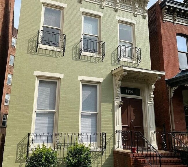Photo - 1114 Grove Ave Unit Apt #2