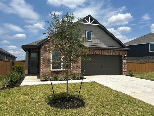 Photo - 1023 Whispering Winds Dr House