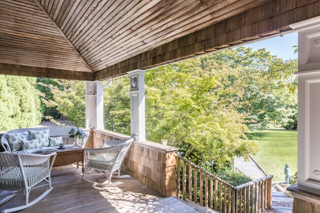 Photo - 103 Georgica Rd