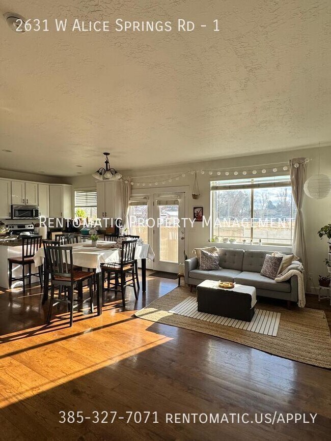 Photo - 2631 Alice Springs Rd