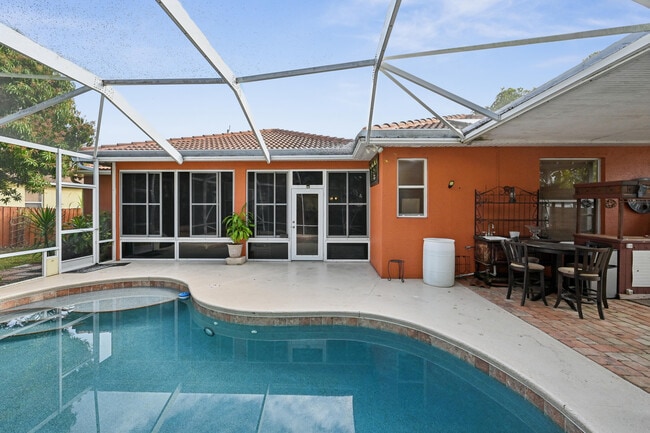 Photo - 3044 SW Savona Blvd